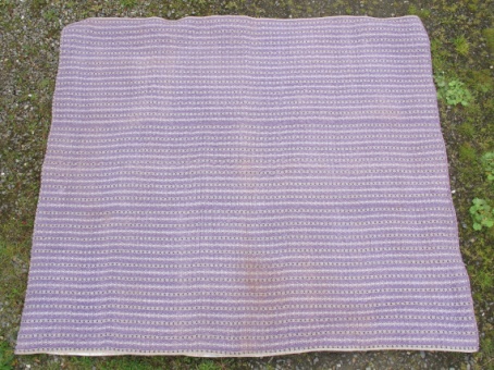 purple_quilt_with_gray_back_res_5